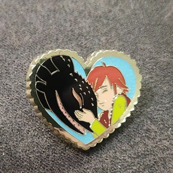 How To Train Your Dragon Toothless & Hiccup Heart Pin - Picture 1 of 2